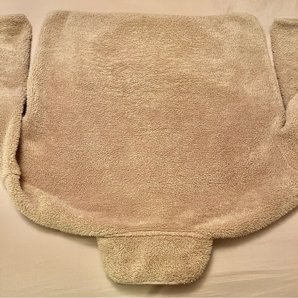 BOBS Dog Mom Sherpa Pullover - Picture 6 of 16